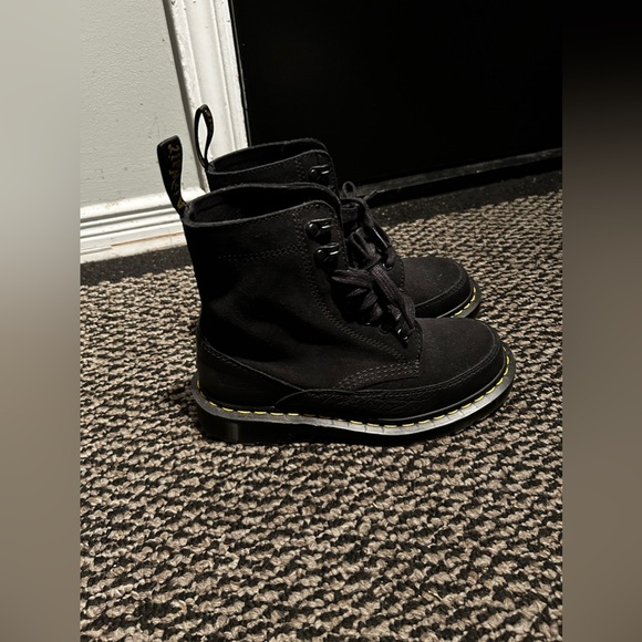 Dr.Martens Suede with Leather boots - Picture 5 of 12
